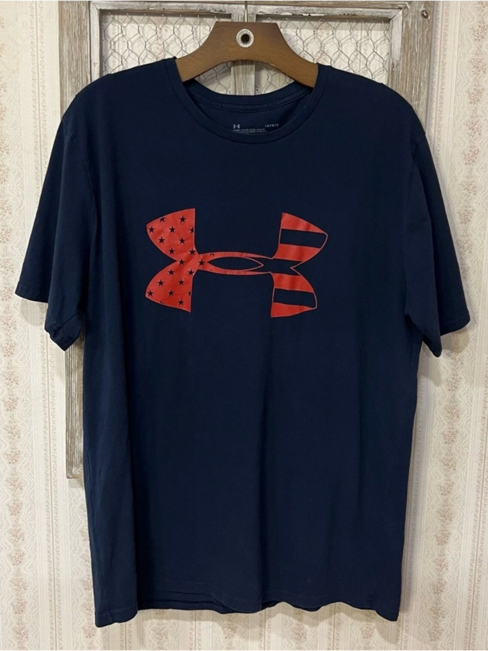 Under Armour Men’s Navy T-Shirt with Red Logo